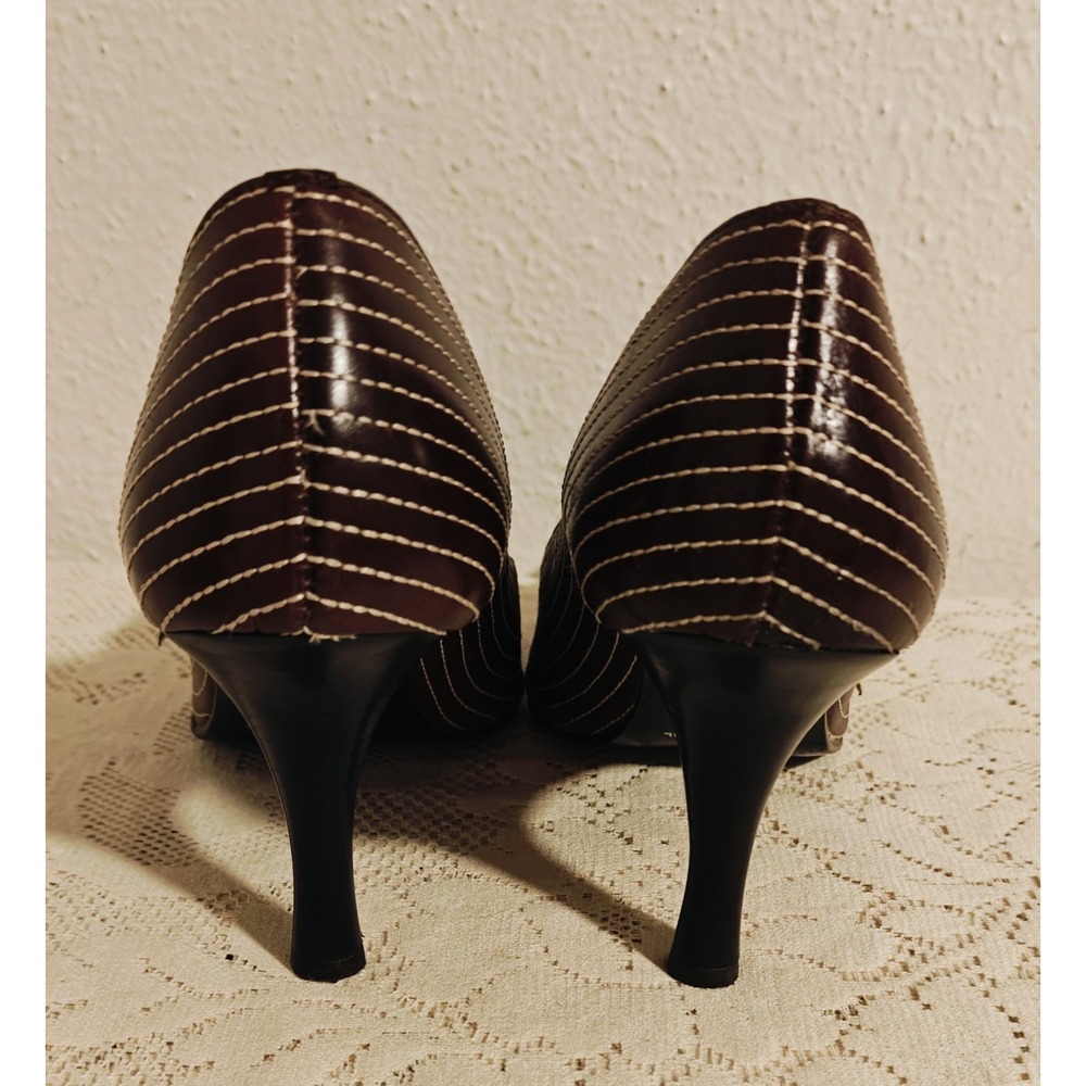 Two Lips Heels Pointy Toe 3D Floral Leather Upper 3.5" Heels Size 8.5 Y2k Vtg - Picture 5 of 15